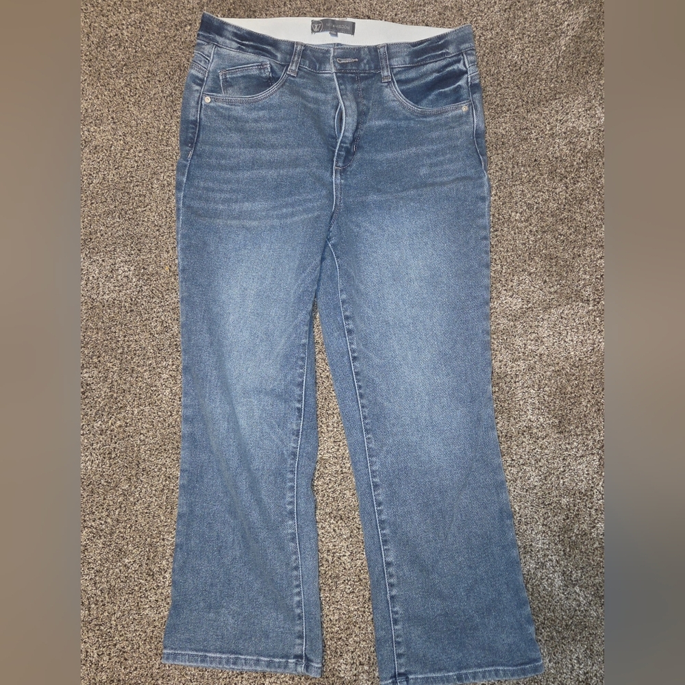 Wit & Wisdom "Absolution" Jeans | Bennett Barely Boot High Rise